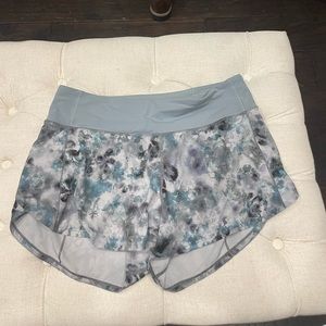 Lululemon size 8, 4” length speed up short